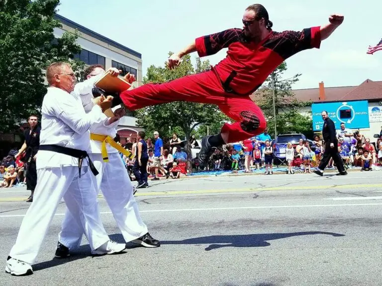 Master Lanning Flying Side Kick